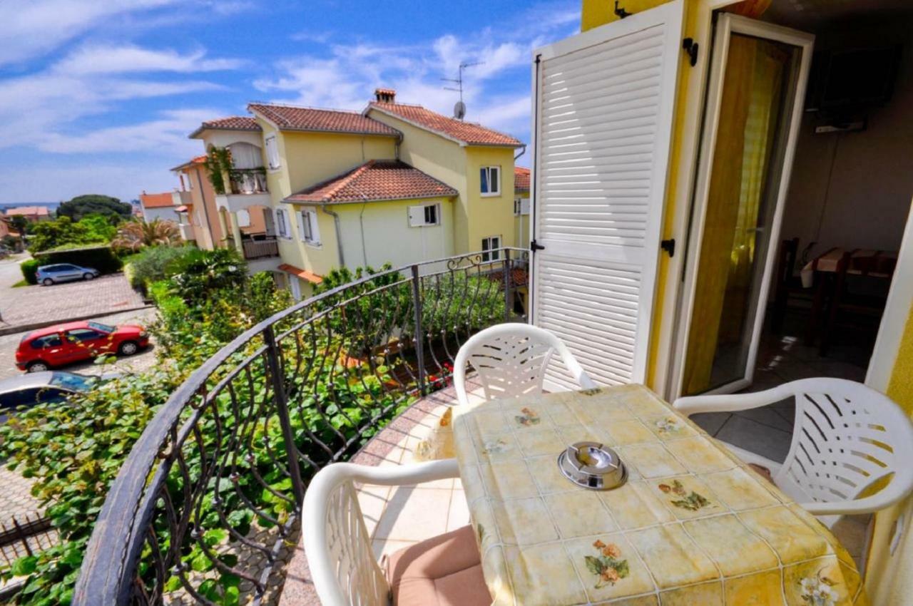 Ana M Apartments Novigrad  Exterior photo